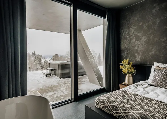 Crystal Pine Spa Villas - Loftaffair Collection