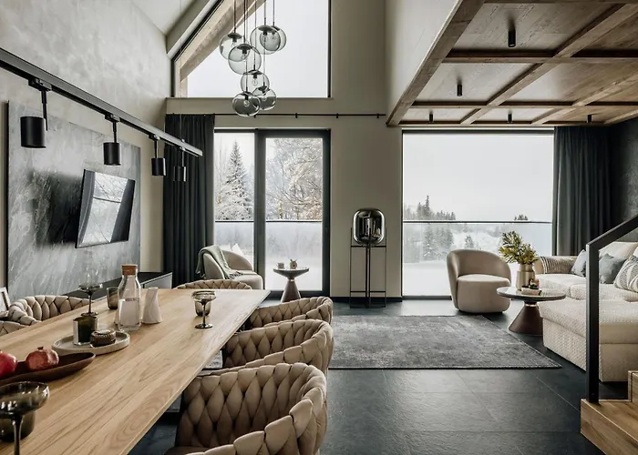 Crystal Pine Spa Villas - Loftaffair Collection