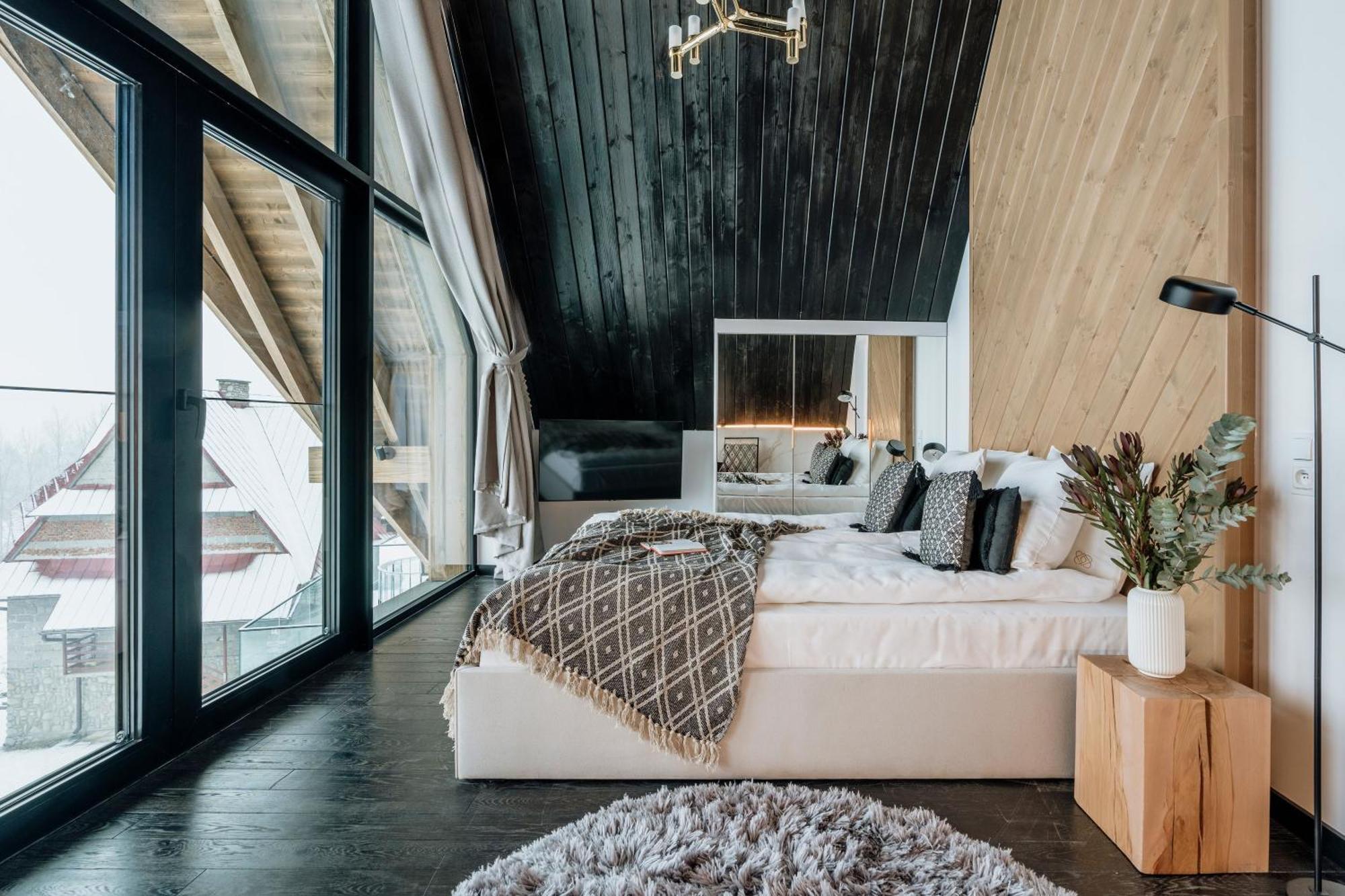 Crystal Pine - Loftaffair Collection Apartment *